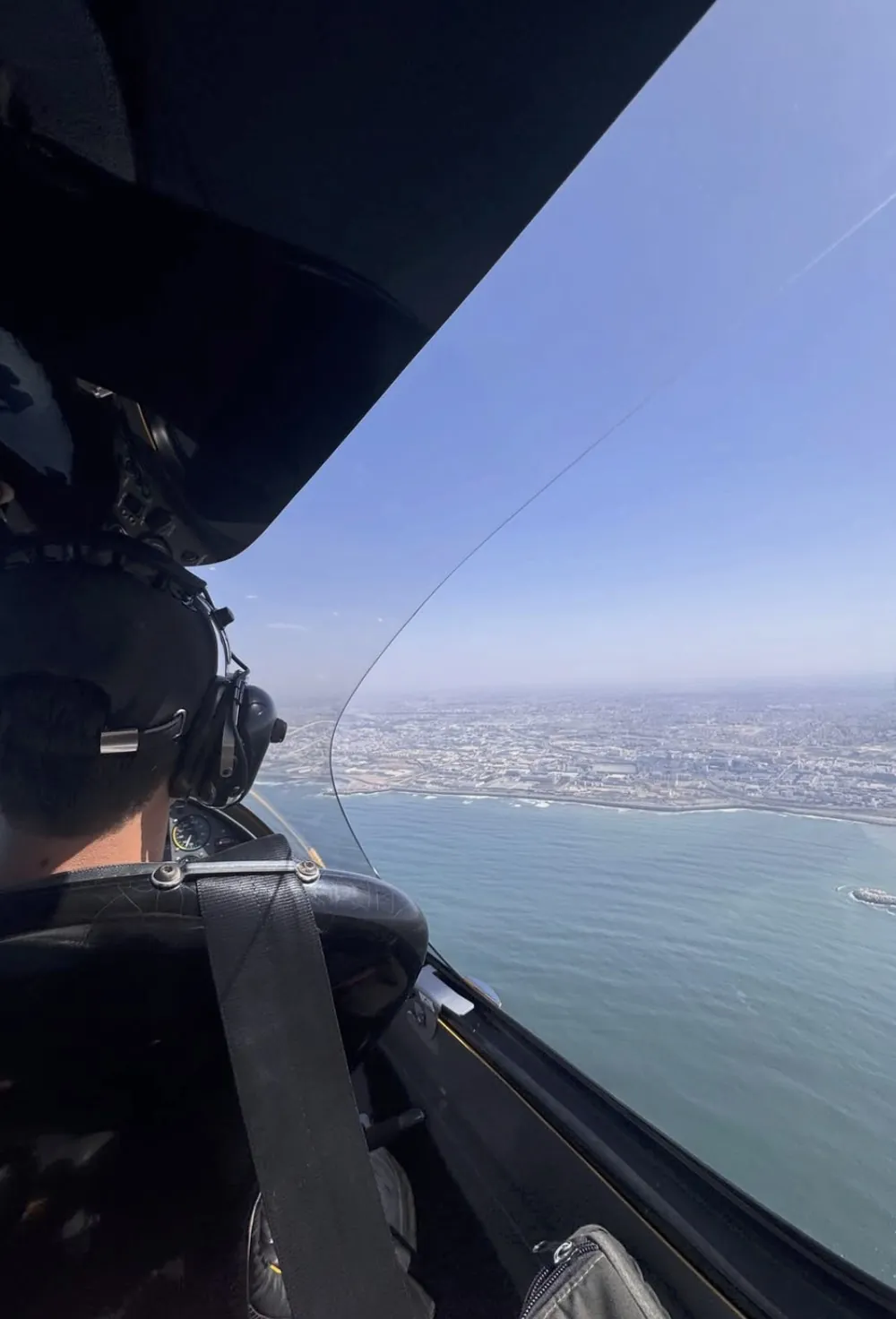 Vue depuis le cockpit du gyrocoptère